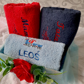 kosz prezentowy na indywidualne zamówienie haftyok.pl